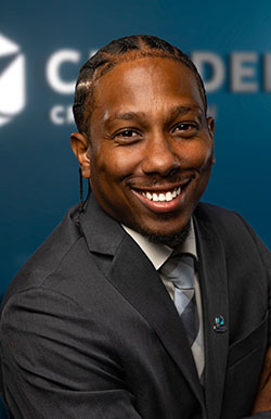 Elliot Mapps, Mortgage Lending Officer